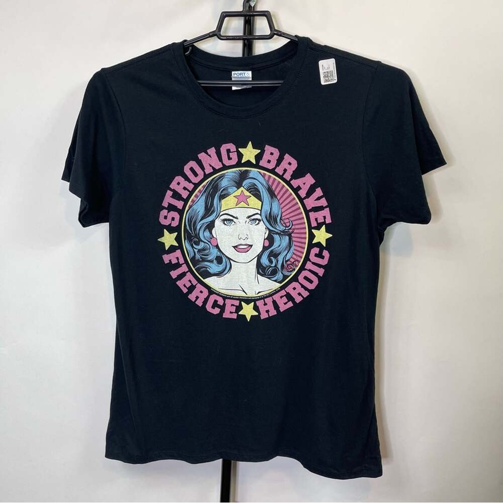 NEW Wonder Woman Black Short Sleeve Shirt Size XL Women’s